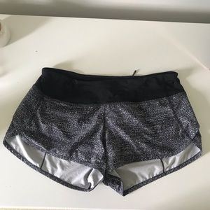 Lululemon Speed Shorts size 6